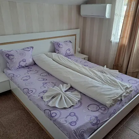 Guest house Семейна Къща За Гости Николови *
